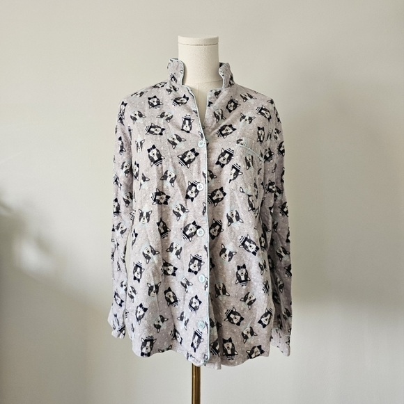 La Vie En Rose Tops - La Vie En Rose M Gray Patterned Button-Up Shirt Sleepwear Dog 100% Cotton